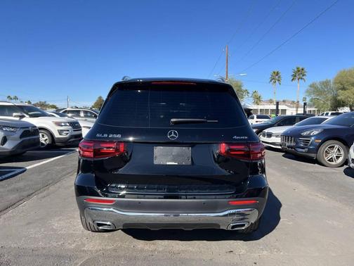 2024 Mercedes-Benz GLB 250 4MATIC