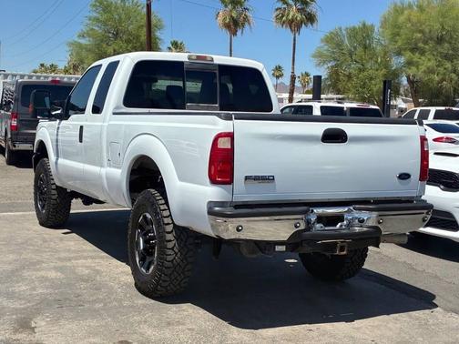 Oxford White 2011 Ford F-250 XL