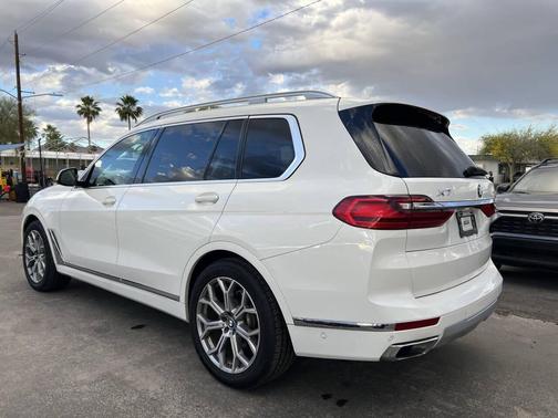 Alpine White 2019 BMW X7 xDrive40i