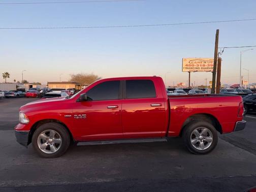 2017 RAM 1500 SLT
