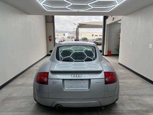 2002 Audi TT quattro