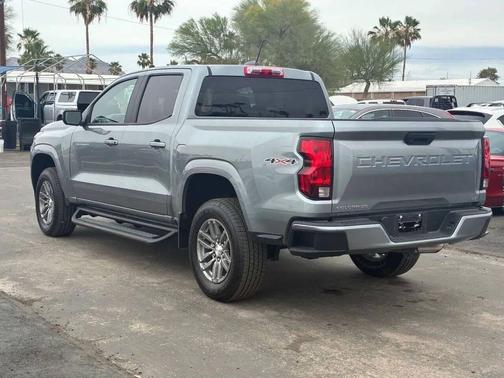 Sterling Gray Metallic 2023 Chevrolet Colorado LT