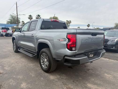 Sterling Gray Metallic 2023 Chevrolet Colorado LT