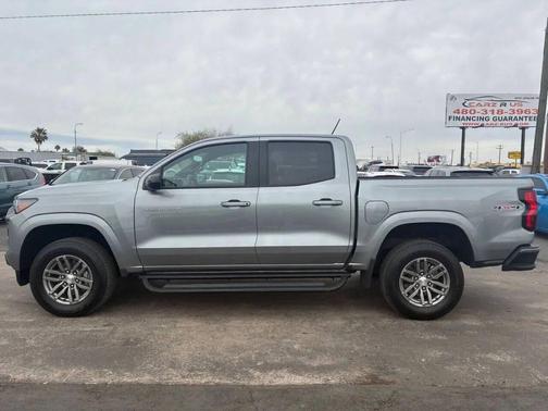 Sterling Gray Metallic 2023 Chevrolet Colorado LT