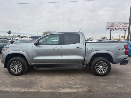 Sterling Gray Metallic 2023 Chevrolet Colorado LT
