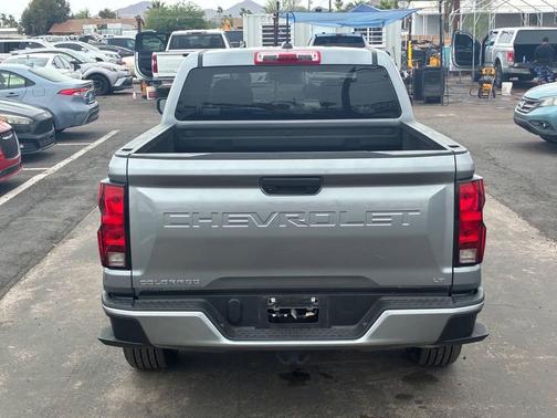 Sterling Gray Metallic 2023 Chevrolet Colorado LT