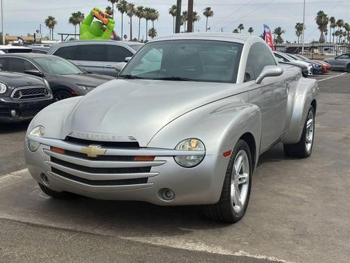 Ricochet Silver Metallic 2005 Chevrolet SSR LS 2dr Regular Cab Convertible Rwd SB