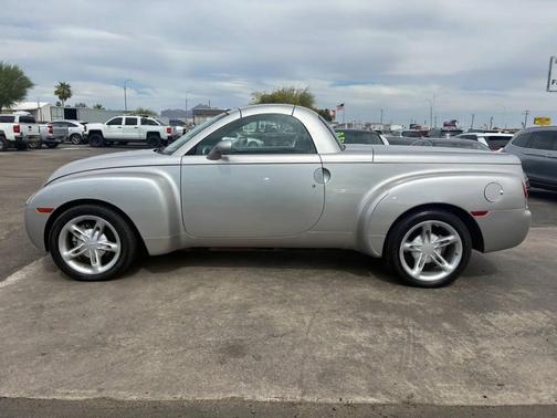 Ricochet Silver Metallic 2005 Chevrolet SSR LS 2dr Regular Cab Convertible Rwd SB