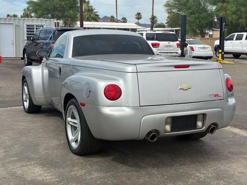 Ricochet Silver Metallic 2005 Chevrolet SSR LS 2dr Regular Cab Convertible Rwd SB