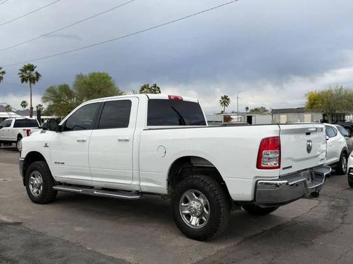 Bright White Clearcoat 2020 RAM 2500 Big Horn Crew Cab 4x4 6'4' Box