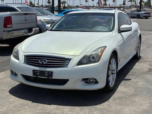 Moonlight White 2012 INFINITI G37 Journey