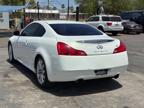 Moonlight White 2012 INFINITI G37 Journey