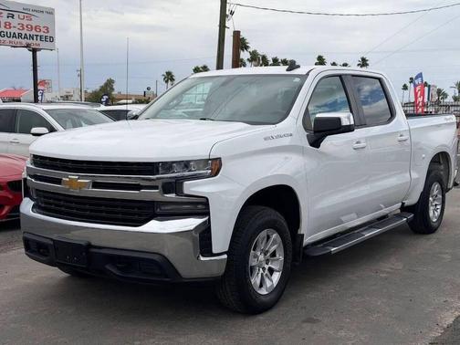 Summit White 2019 Chevrolet Silverado 1500 LT