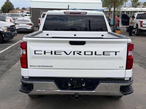 Summit White 2019 Chevrolet Silverado 1500 LT