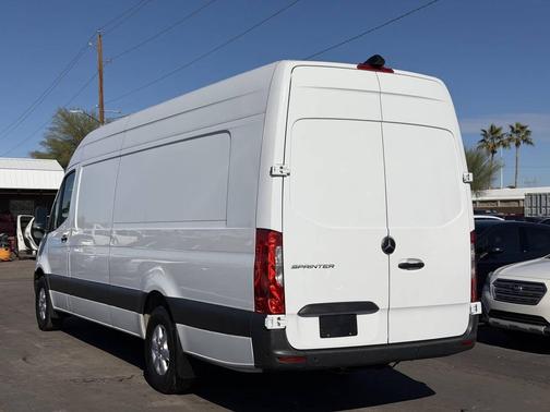 2024 Mercedes-Benz Sprinter 2500 High Roof