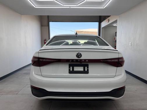 Pure White 2025 Volkswagen Jetta 1.5T S