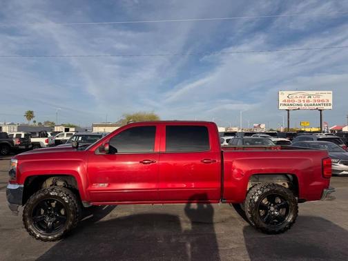 Cajun Red Tintcoat 2018 Chevrolet Silverado 1500 1LT