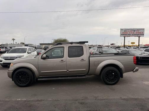 2008 Nissan Frontier LE Crew Cab