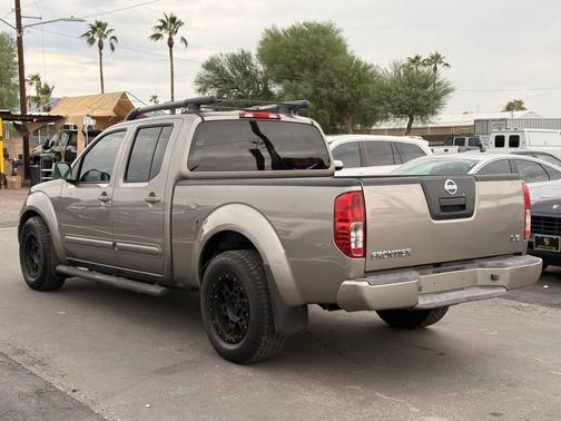2008 Nissan Frontier LE Crew Cab