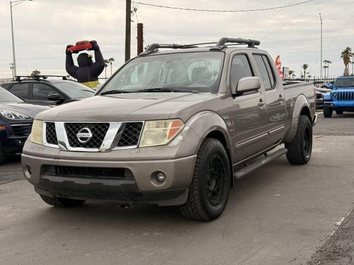 2008 Nissan Frontier LE Crew Cab