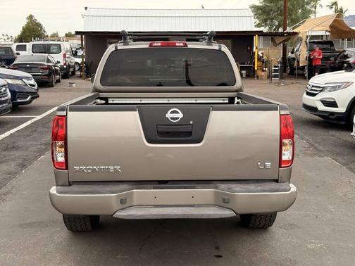 2008 Nissan Frontier LE Crew Cab