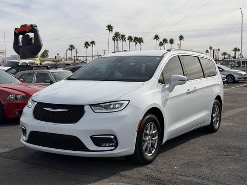2021 Chrysler Pacifica Touring