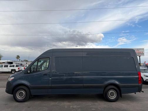 2019 Mercedes-Benz Sprinter 2500 High Roof