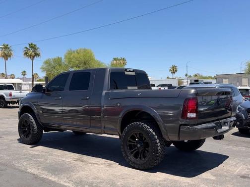 Granite Crystal Metallic Clearcoat 2018 RAM 2500 Laramie Mega Cab 4x4 6'4' Box