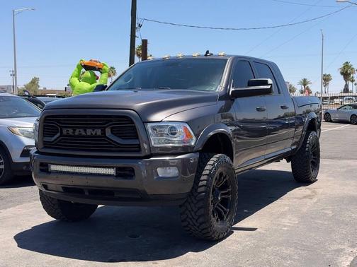 Granite Crystal Metallic Clearcoat 2018 RAM 2500 Laramie Mega Cab 4x4 6'4' Box