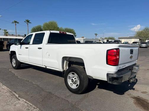 Summit White 2019 Chevrolet Silverado 2500 WT