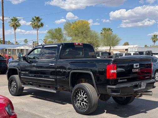 Onyx Black 2017 GMC Sierra 2500 Denali