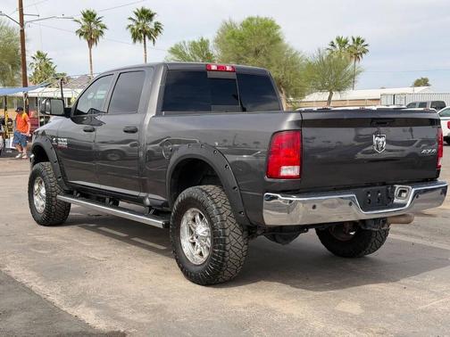 Granite Crystal Metallic Clearcoat 2018 RAM 2500 Tradesman Crew Cab 4x4 6'4' Box