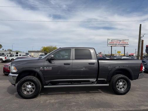 Granite Crystal Metallic Clearcoat 2018 RAM 2500 Tradesman Crew Cab 4x4 6'4' Box