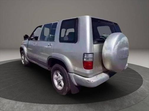2000 Isuzu Trooper S