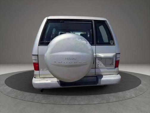 2000 Isuzu Trooper S