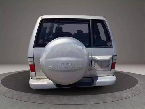2000 Isuzu Trooper S