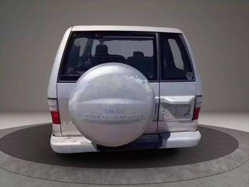 2000 Isuzu Trooper S