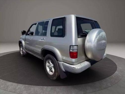 2000 Isuzu Trooper S