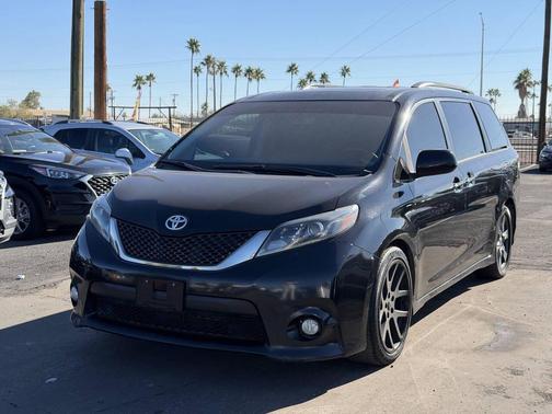 2017 Toyota Sienna SE Premium
