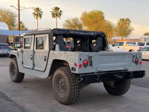 Glacier Blue Metallic 2007 Hummer H2 Base