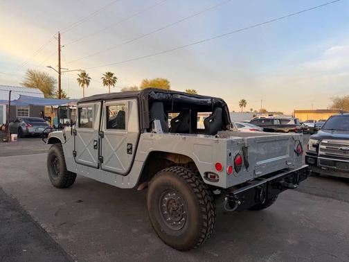 Glacier Blue Metallic 2007 Hummer H2 Base