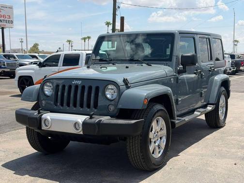 Anvil Clearcoat 2015 Jeep Wrangler Unlimited Sahara