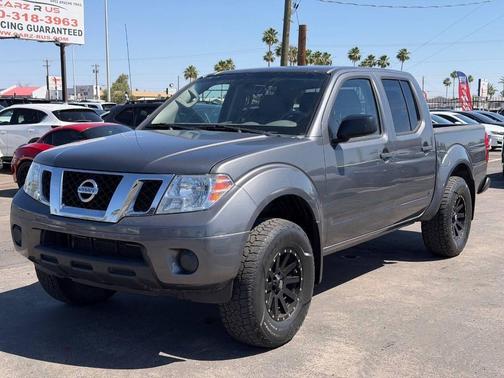 Gun Metallic 2019 Nissan Frontier SV