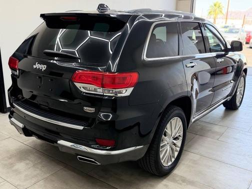 2017 Jeep Grand Cherokee Summit