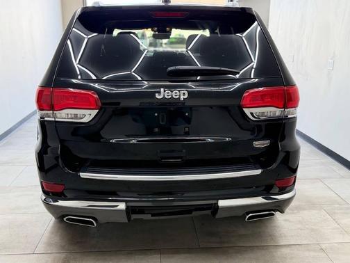 2017 Jeep Grand Cherokee Summit