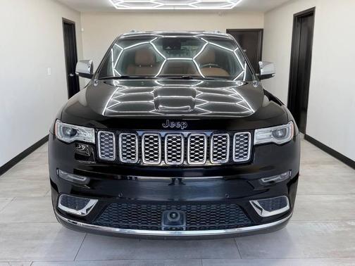 2017 Jeep Grand Cherokee Summit