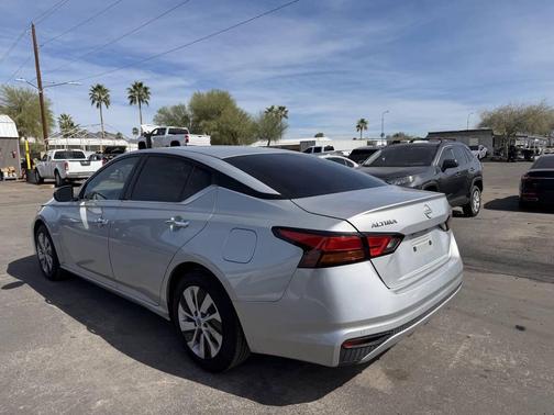 2023 Nissan Altima S FWD