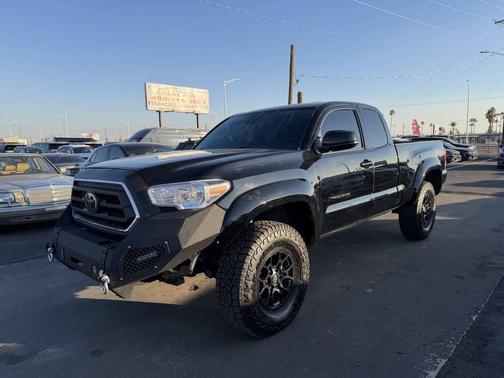 2022 Toyota Tacoma SR5