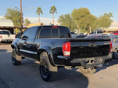 2022 Toyota Tacoma SR5