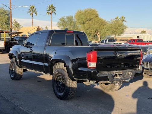 2022 Toyota Tacoma SR5